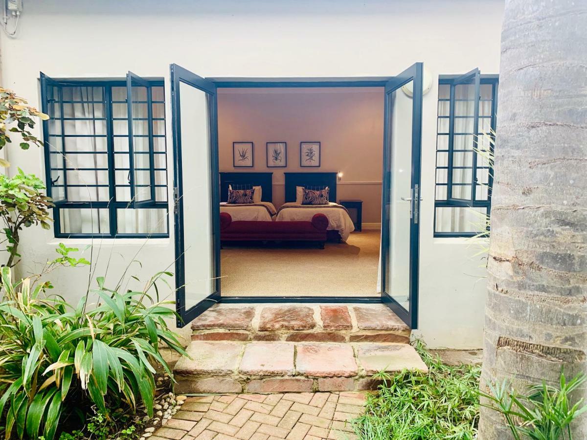 Fifth Avenue Beach House Port Elizabeth Exterior photo